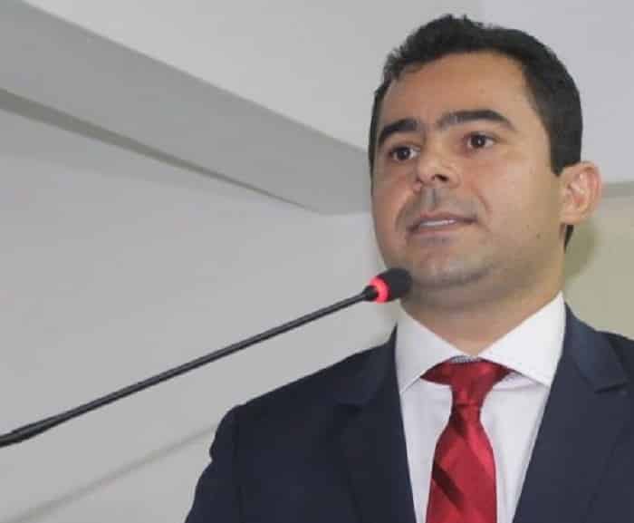 BARRA DO CORDA: Prefeito Eric Costa é suspeito de promover licitação  irregular de quadras esportivas | Folha do Bico